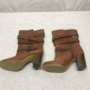 Leather boots. sz 8
